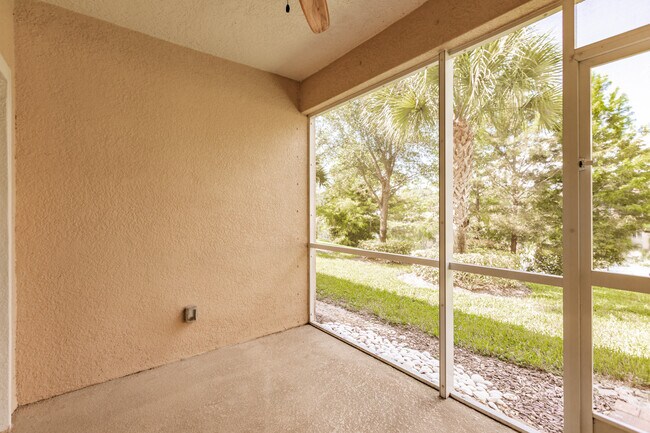 Building Photo - 27470 Palmesta Circle