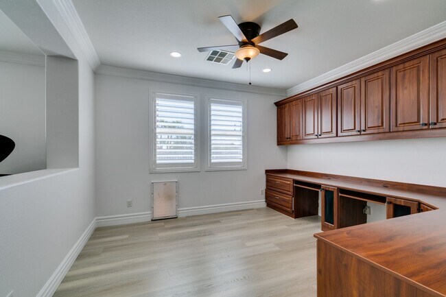 Building Photo - 4104 Freel Peak Ct