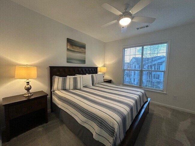 Building Photo - 706 Nottaway Ln