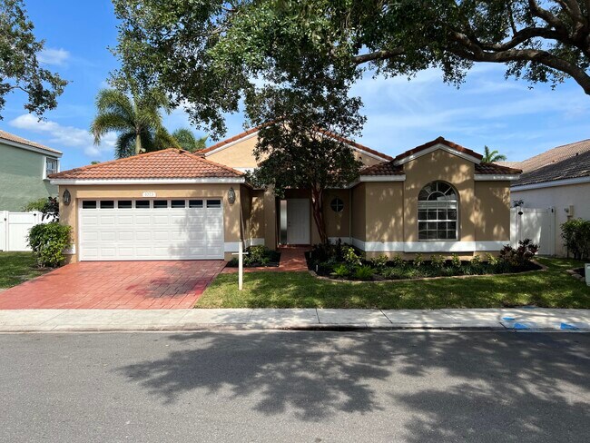 Primary Photo - 1073 Siena Oaks Cir E