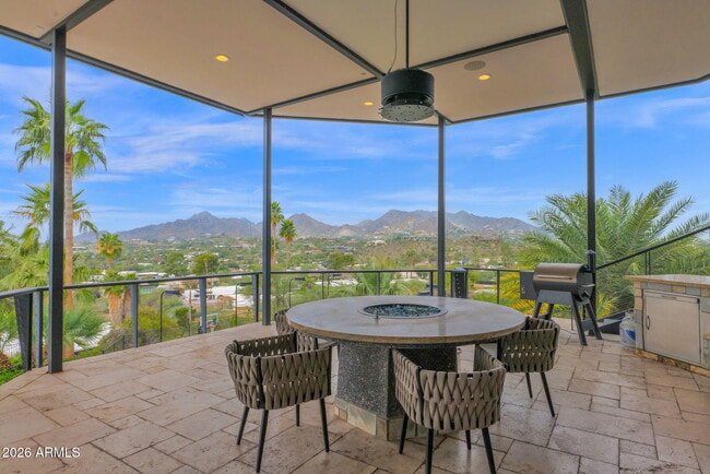 Building Photo - 5632 Camelback Canyon Dr