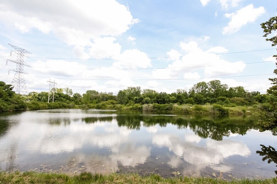 Building Photo - 1919 Orchid Bloom Ln