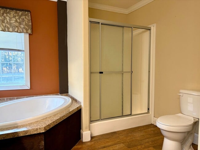 Building Photo - 3 bed/ 2 bath Beauty on 1 acre!