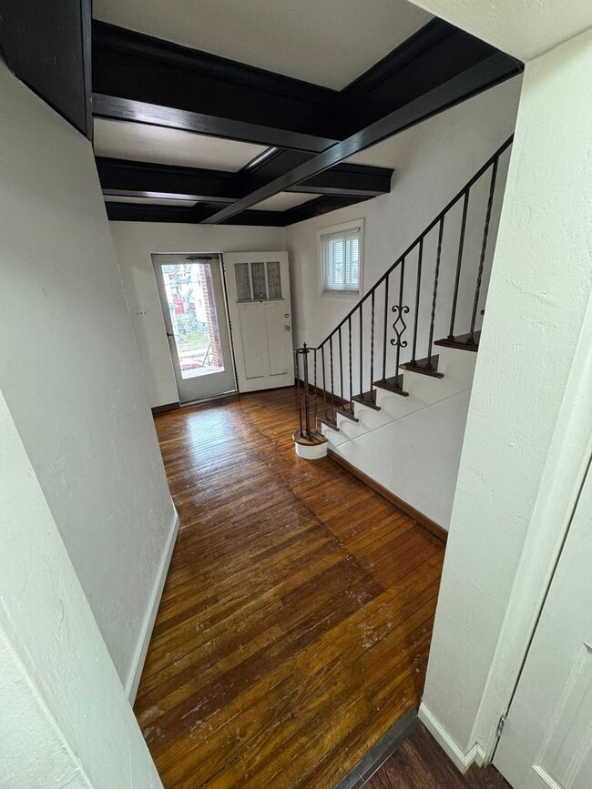 Building Photo - 1415 Freemont St
