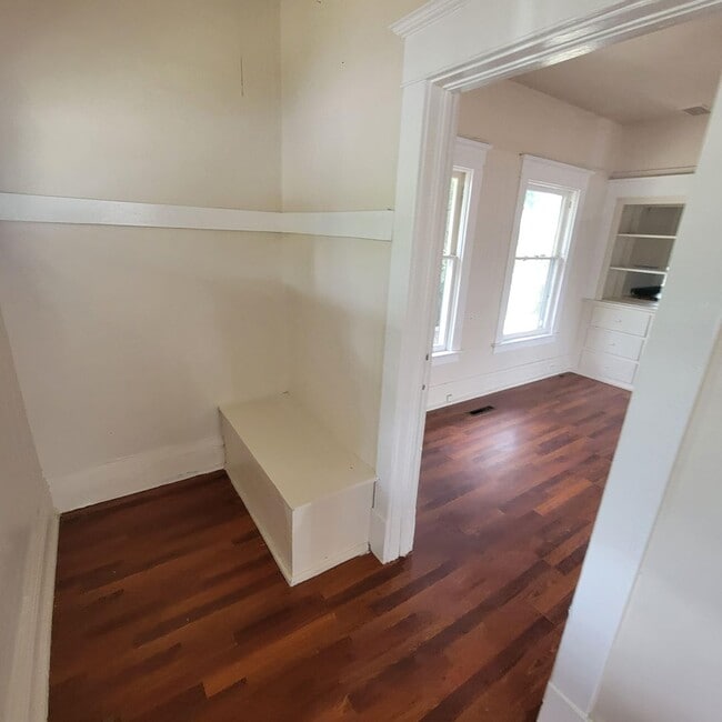 Building Photo - 3BR/1BA North Gonzaga Area Home