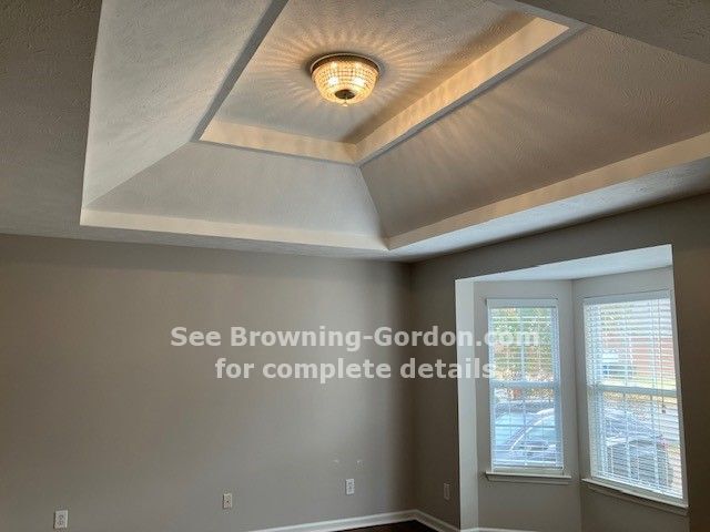 Building Photo - Amazing 3 bedroom 2 bath located in the Ol...