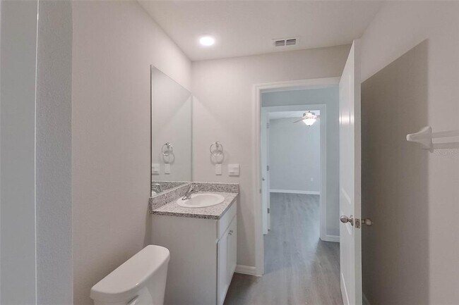 Building Photo - 8641 SW 43rd Ter