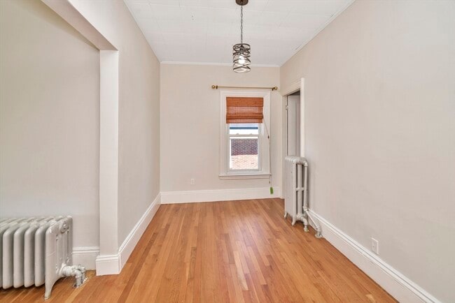 Building Photo - 492 Metropolitan Ave