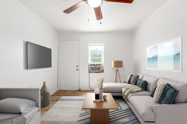 Primary Photo - 1846 E Washington St