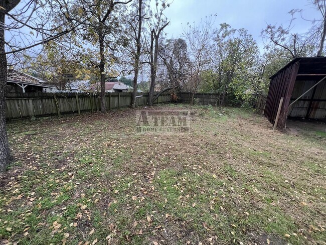 Building Photo - Renovated 2 Bed 1 Bath house for rent in T...
