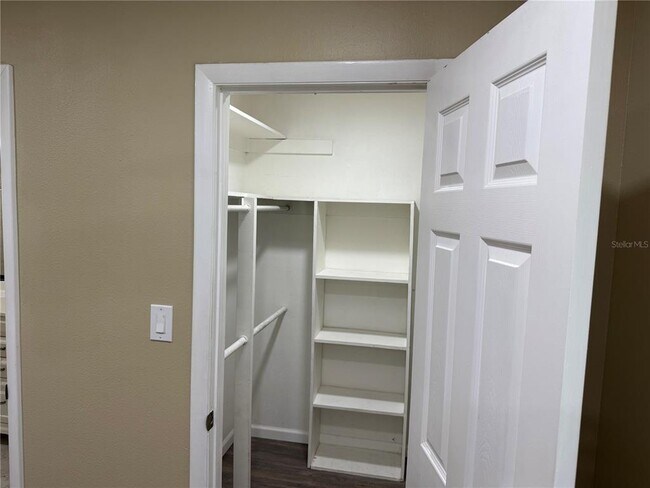 Building Photo - 129 Springwood Cir