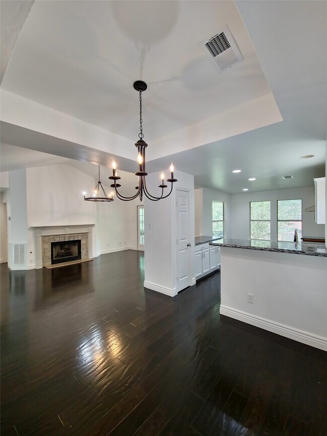 Building Photo - 69 S Spiral Vine Cir