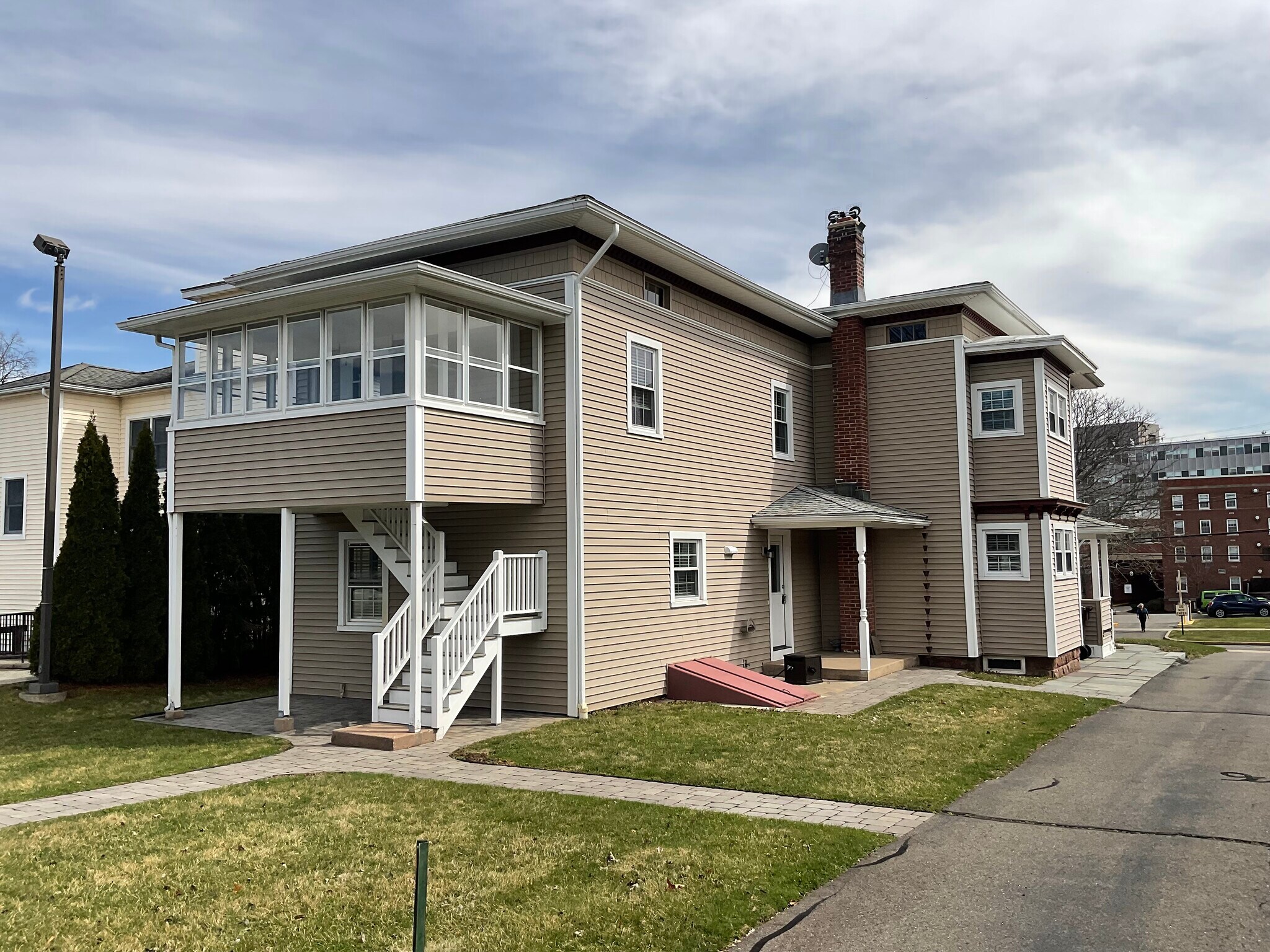 Building Photo - 61 S Main St