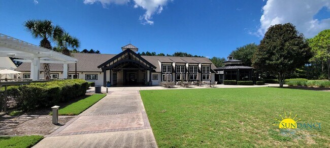 Building Photo - Luxury Living - Highly Desired Watersound Origins!