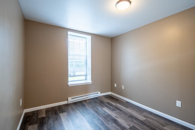 Building Photo - 50-62 East Street - 7B