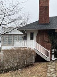 Building Photo - 2110 Walnut St