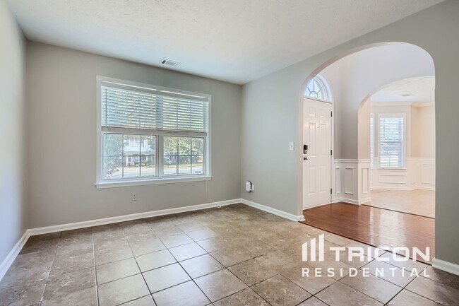 Building Photo - 79 Greenland Dr