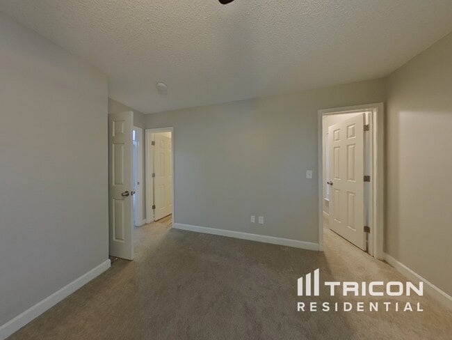 Building Photo - 1005 Alston Hill Dr