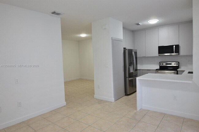 Building Photo - 7855 NW 110th Ave