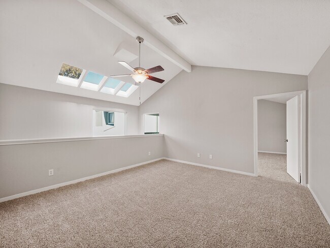 Building Photo - 2056 Augusta Dr