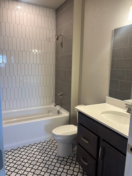 Building Photo - 3495 Grayling Dr