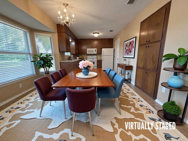 Building Photo - 2308 Ridglea Ct