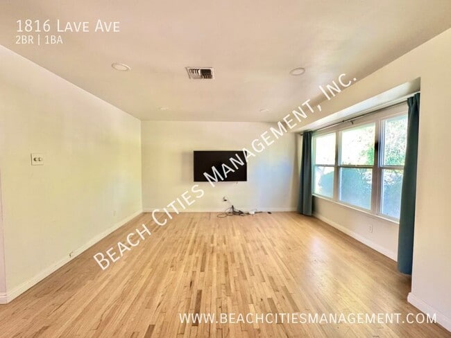 Building Photo - 1816 Lave Ave