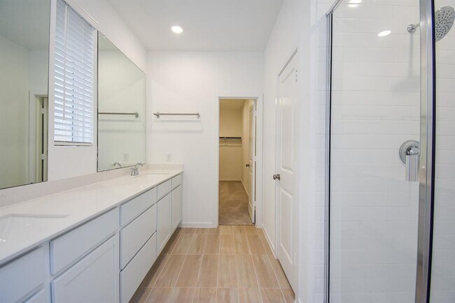 Building Photo - 6307 Serenity View Ln