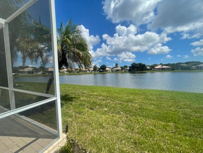 Building Photo - 9041 Bay Harbour Cir