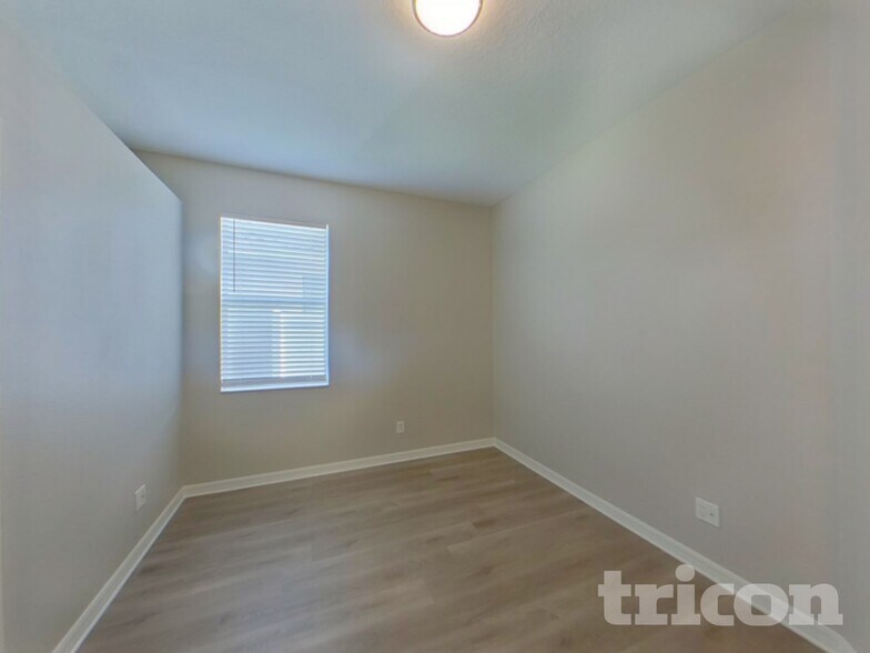 Building Photo - 5112 Clover Mist Dr