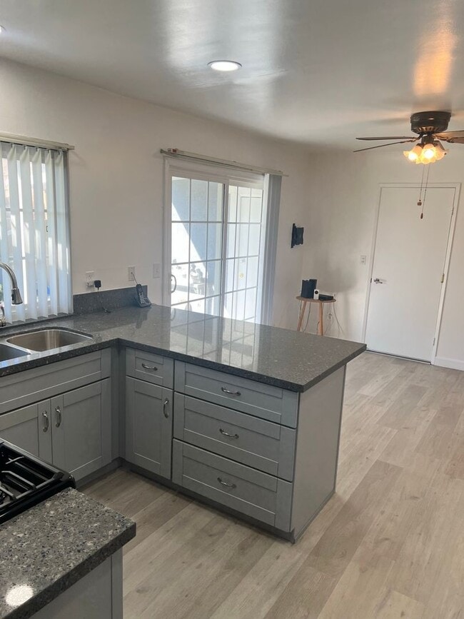 Building Photo - Spacious 2-Story House in Whittier