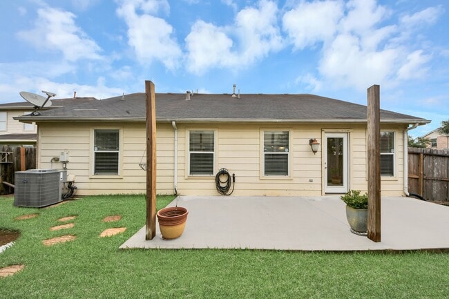 Building Photo - 3815 Pebble Garden Ln
