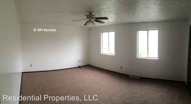 Building Photo - 110 Locust Ridge Dr