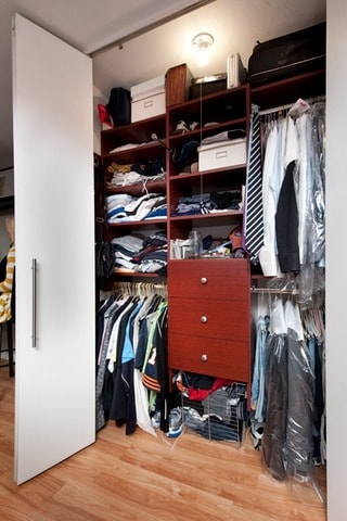 Building Photo - Spacious, Streeterville Condo, Available 5/1!