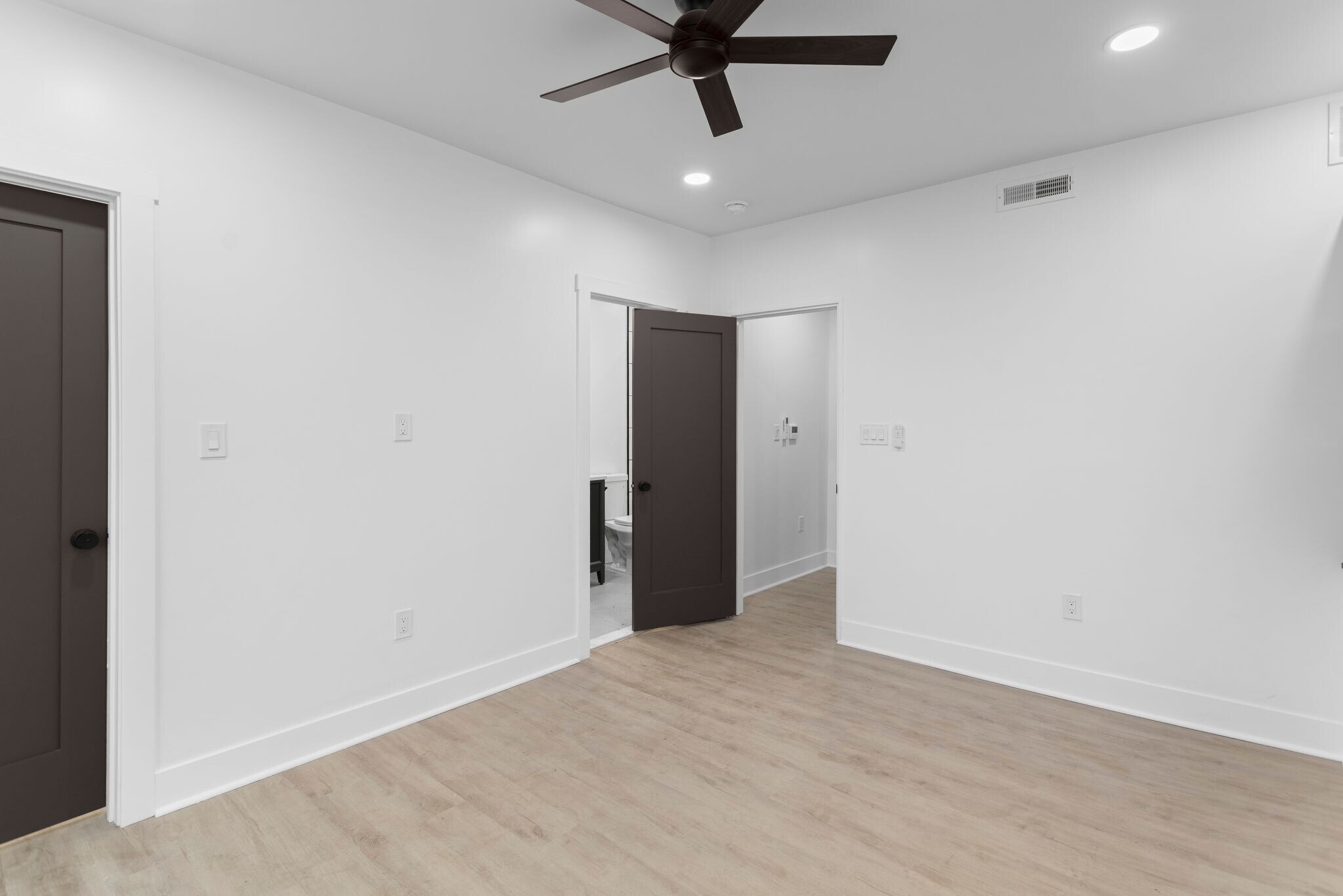 Master Bedroom - 2035 Forbes Ave