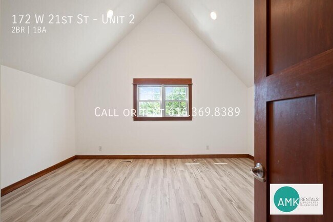 Building Photo - 172 W 21st St