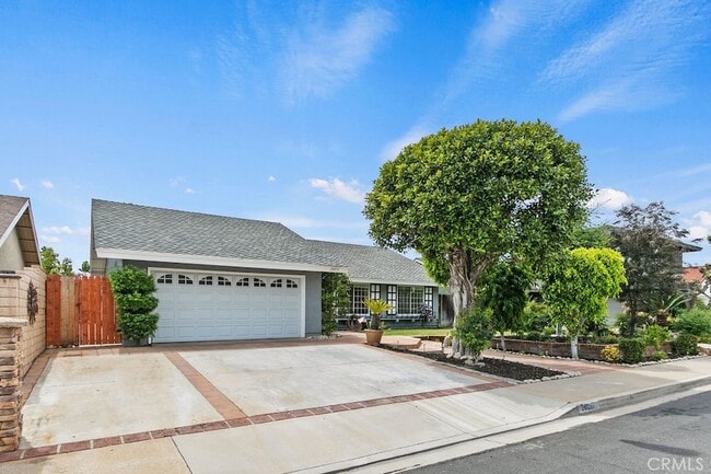 Building Photo - 24031 Olivera Dr