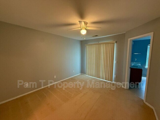 Building Photo - 37 Timber Crest Ct