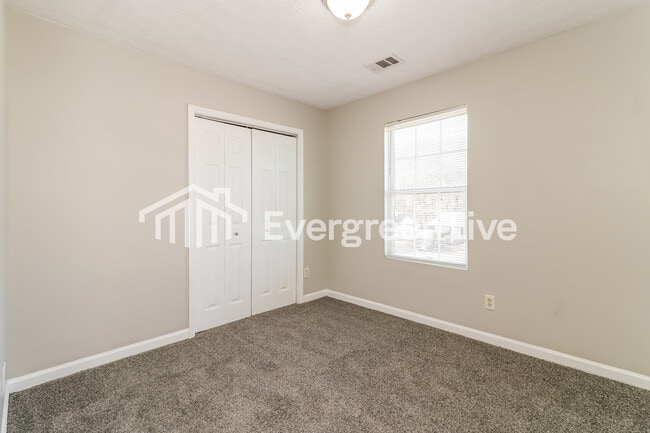 Building Photo - 6365 Topaz Trail