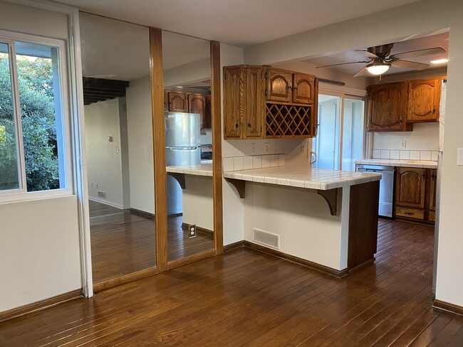 Kitchen - 17142 Pacific Coast Hwy