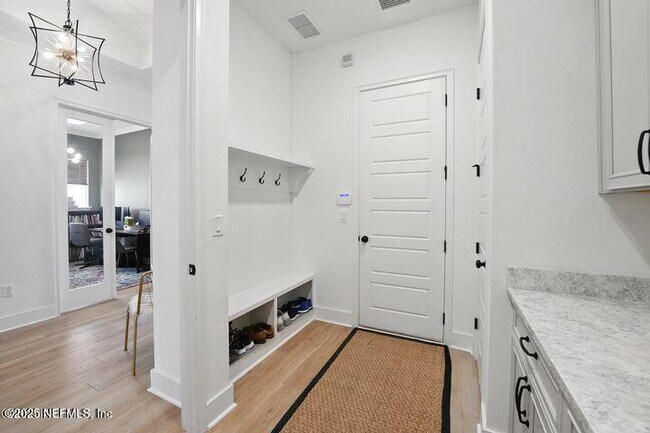 Building Photo - 107 Canopy Frst Dr