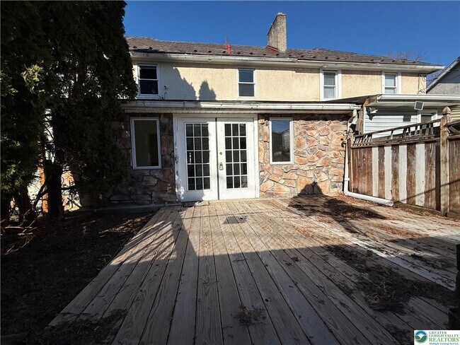 Building Photo - 1177 Arcadia St