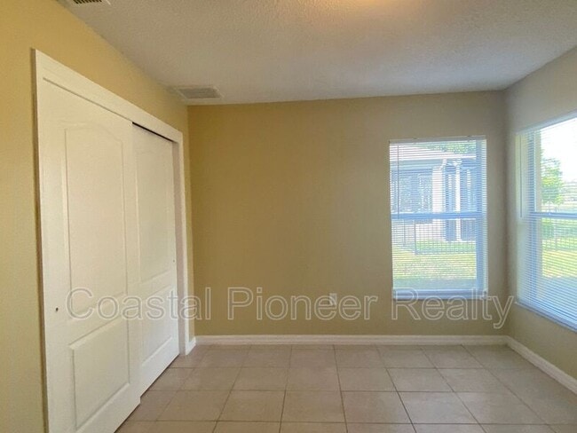 Building Photo - 5156 Florentine Ct