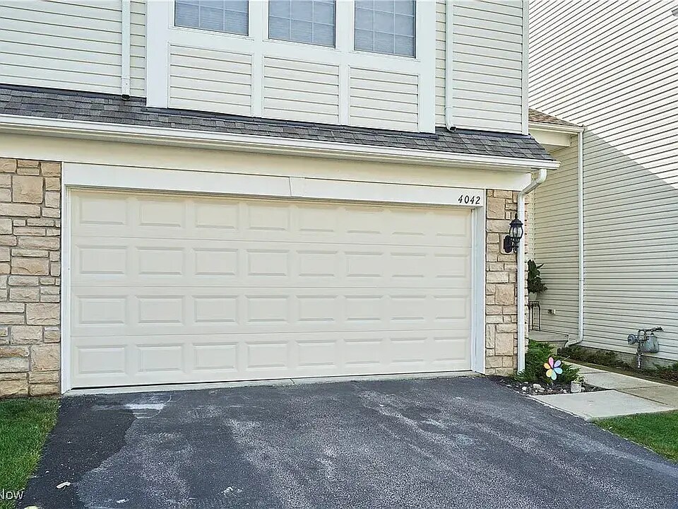 Building Photo - 4042 Gardiner Run