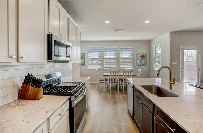 Building Photo - 5624 Corso Ct