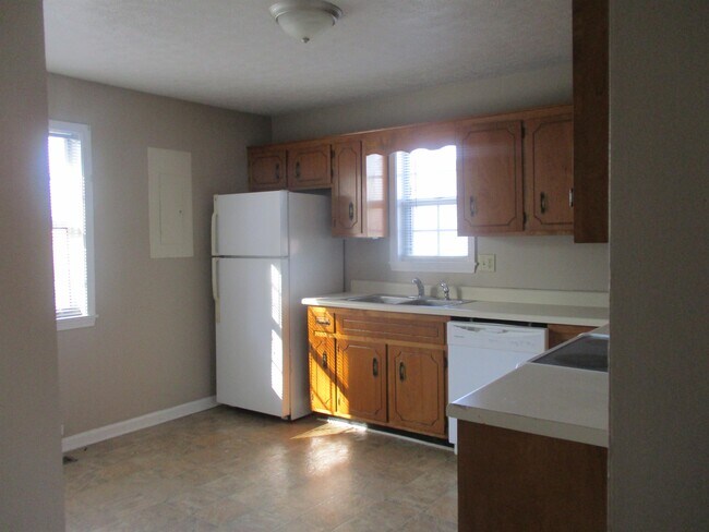 Building Photo - 208 Angel Ct