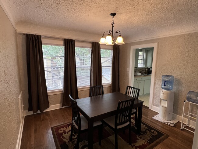 Dining Room - 3400 S University Dr