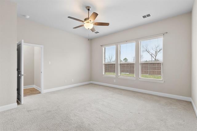 Building Photo - 576 Spruce Trail