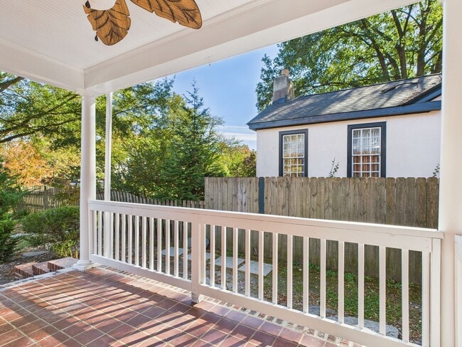 Building Photo - 4222 Chamberlayne Ave