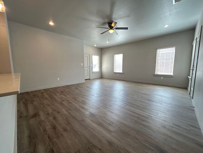 Building Photo - Beautiful 3/3 Home Located in North Lubbock